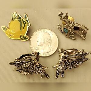 Lot of vintage jewelry